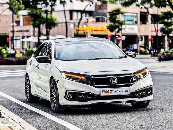 Honda Civic 1.8 2020 Full Option
