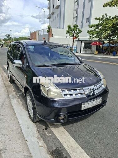 Bán ô tô 7 chỗ Nissan Grand Livina – Xe gia đình