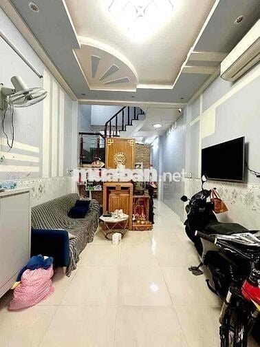 Nhà Hẻm To - Quận 8 - Giáp Võ Văn Kiệt - 4 phòng - vuông vức - hơn 5ty