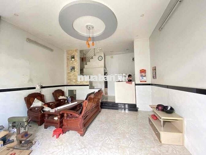 Nhà Ngang Bự 5m - Giáp Tên Lửa - 66m2 - 5 phòng - vuông vức - hơn 4ty