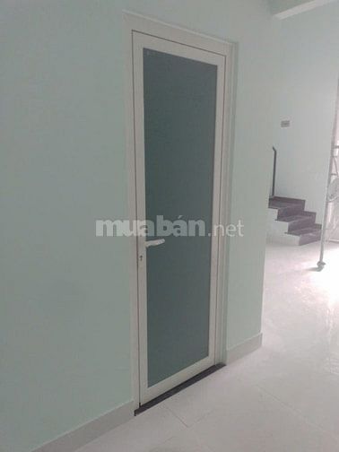 Nhà mới xây sạch đẹp, thiết kế sang trọng