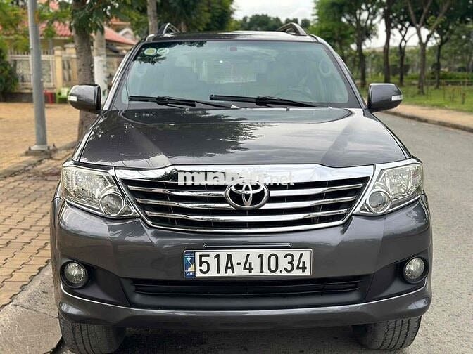Toyota Fortuner 2012 2.7V 4x2 AT - 100000 km
