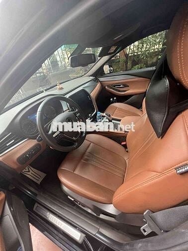Vinfast Lux A2.0 2020 Premium. Odo 2v4