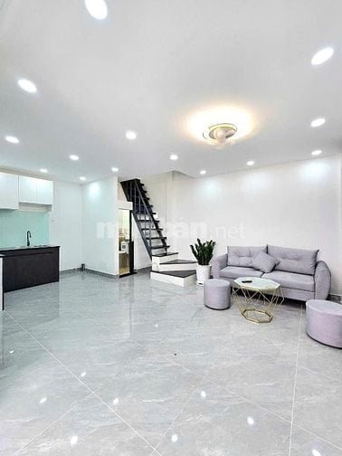 Nhà mới đẹp vào ở liền 1 lầu, cách hẻm xe hơi 10m