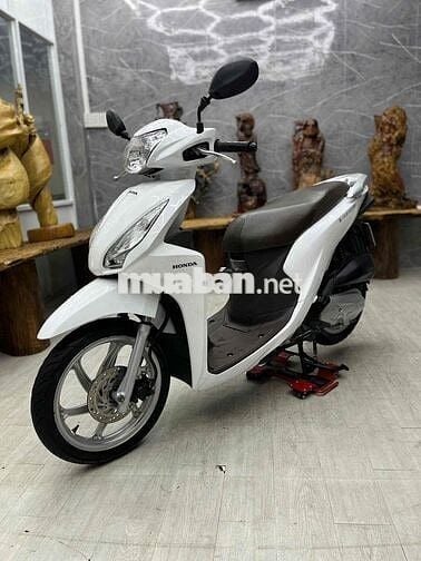 👉Vision chính chủ máy móc nguyên zin, dàn áo đẹp