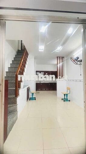 Bán nhà Âu Cơ, 24m2 hỗ trợ vay, nhà mới 2 tầng chỉ 3 tỷ TL
