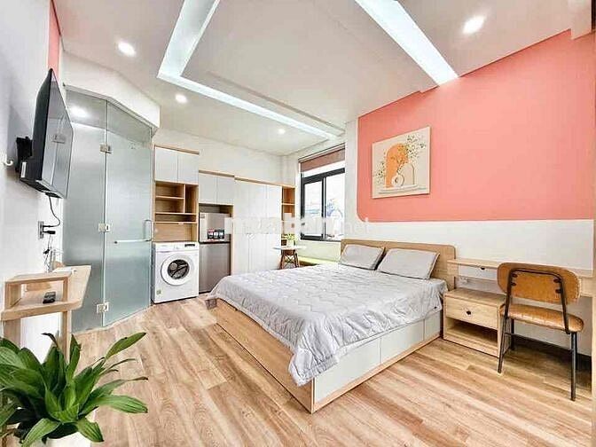Căn Hộ Ban Công Máy Giặt Riêng Phú Nhuận Gần Phan Xích Long Trường Sa