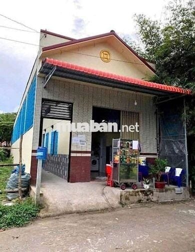 BÁN DÃY TRỌ CÓ 8 PHÒNG. 5X20 ĐƯỜNG 833B XÃ LONG CANG. HUYỆN CẦN  ĐƯỚC.