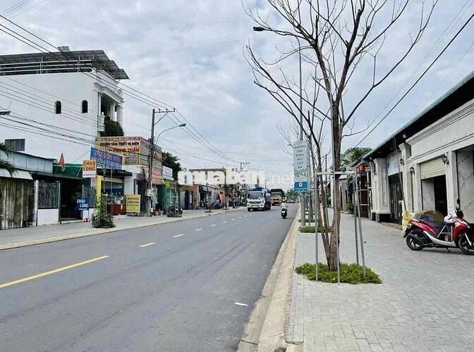 Mặt tiền kinh doanh ngay Chợ Chánh Mỹ