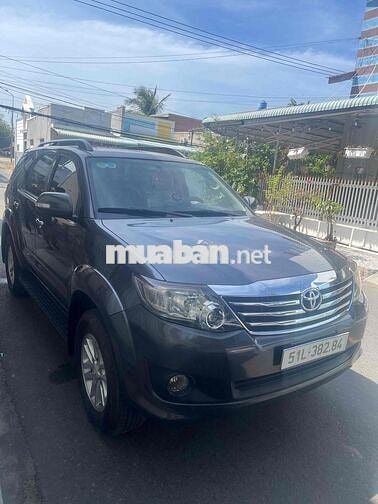 Toyota Fortuner 2013 2.7V 4x2 AT - 98000 km