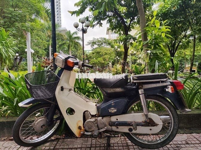 CUB 89 CUSTOM ĐÈN VUÔNG CÓ ĐỀ NGUYÊN RIN