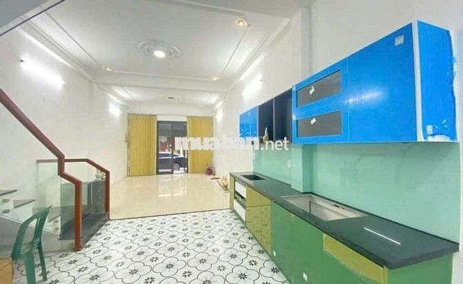 Bán nhà 2,5 tầng mặt tiền Trần Hữu Trang - Hòa Cường - Đà Nẵng