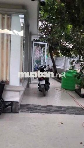 Chủ đi nước ngoài sang nhanh căn nhà 2 tỷ ở Xã Quy Đức, Bình Chánh