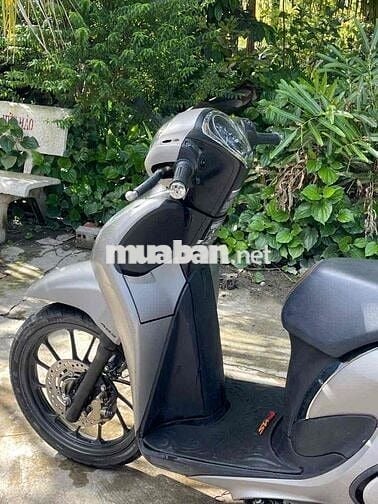 xe còn khoảng 80% chất xe chốt sớm có thương lương