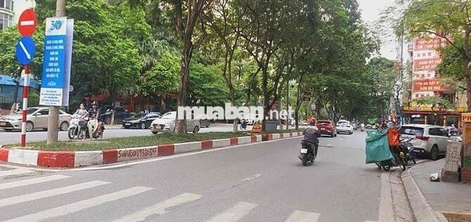 GĐ CẦN BÁN NHÀ PHỐ TRUNG KÍNH 74m 6 TẦNG 22,7tỷ