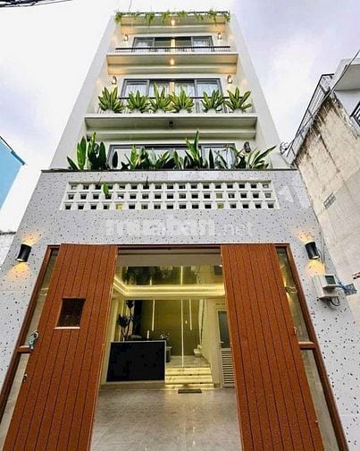 Chủ hạ giá bán căn nhà CMT8 - Quận 3 - Giá hạ còn 4 tỷ 250