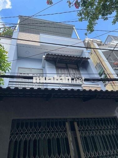 NHÀ 1/ HẺM THÔNG 4m - GẦN NGÃ TƯ BỐN XÃ, DT: 4m x 8m (32m²). Nhà 3 Tấm