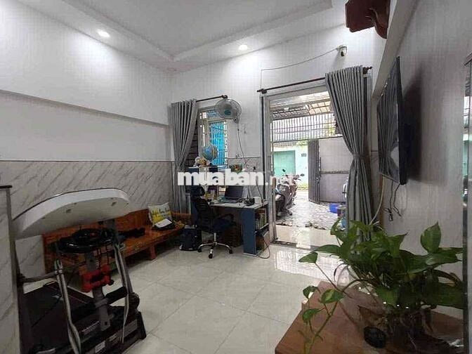 bán nhà C4 đường 52 Hiệp Bình Chánh. 80m2, HSXD cao, thích hợp CHDV