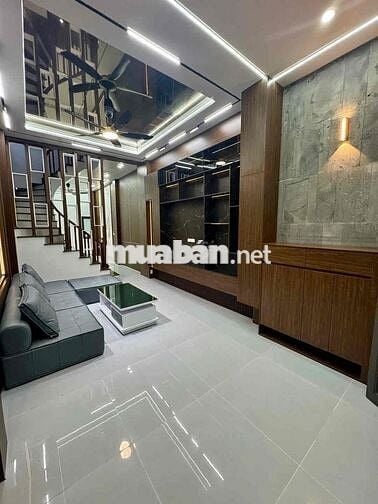 Bán nhà ngõ Nhân Hoà 42m 4 tầng cách ô tô 20m giá 12.2 tỷ còn tl