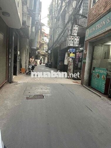 Bán nhà ngõ thông Hoàng Ngân 69m 4 tầng 2 thoáng giá 12.4 tỷ còn tl