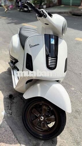 Vespa GTS 125I.E nhập ý