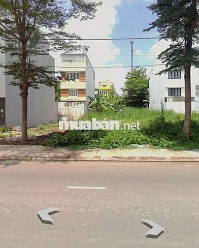 Đất đẹp giá rẻ MT Phạm thế hiển p7 q8 823tr 55m2 SHR