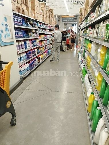  QUẦY HÀNG MỞ RỘNG TUYỂN NV BÁN HÀNG , PHỤ KHO , TẠP VỤ ,THU NGÂN