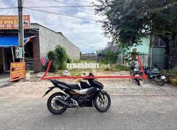 Gần dân, chợ, bệnh viện, khu công nghiệp