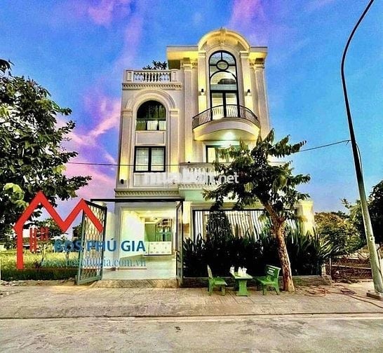 BIỆT THỰ TÂN CỔ ĐIỂN KHU DÂN CƯ BỘ CÔNG AN| ĐƯỜNG PHẠM HỮU LẦU,