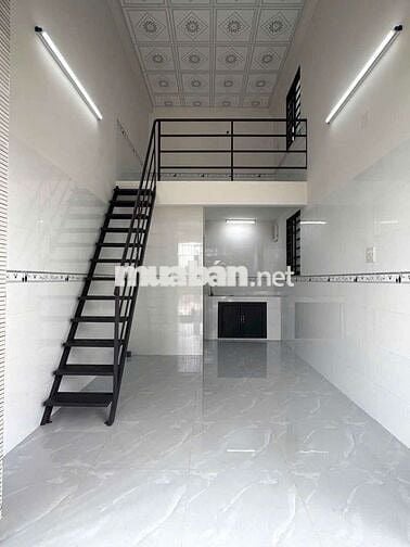 CHO THUÊ PHÒNG TRỌ MẶT TIỀN ĐỐI DIỆN BV HOÀN MỸ DTSD 40M2 GIÁ 2.8TR