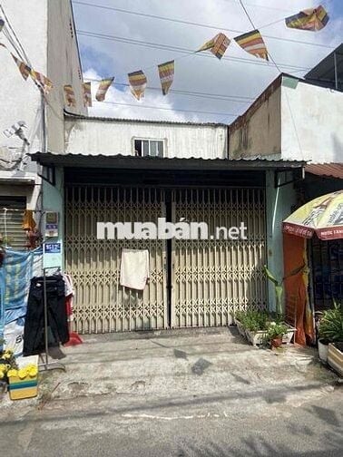 Gia đình cần bán nhà c4 đang cho thuê diện tích 100m2 giá 1ty050tr