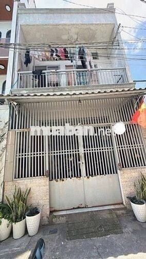 NHÀ 2 TẦNG, DT (4X13)M2, HẺM XE HƠI, GIÁP TÂN PHÚ, GIÁ 4.85 TỶ CÒN TL