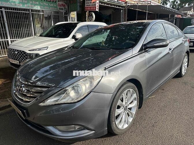 Hyundai Sonata 2011 2.0 AT - 123456 km