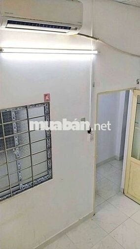 Phòng trọ lê văn lương cách lotte 100m