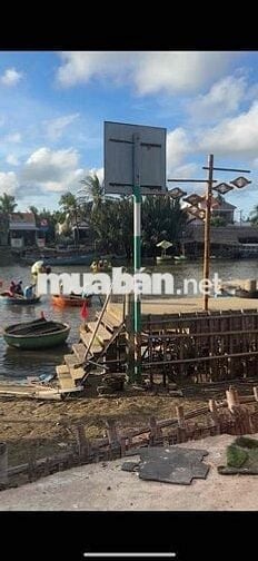 ĐẤT 2 mặt tiền thuận lợi cho việc kinh doanh ngày khu du lịch