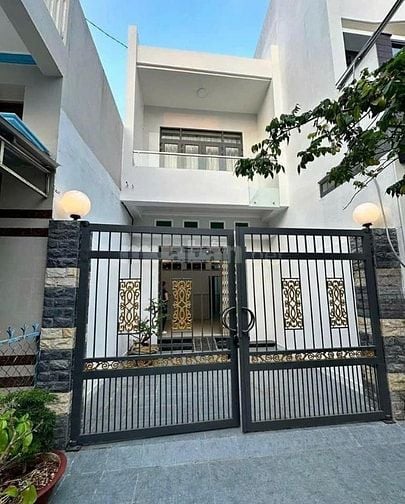 Nhà 1 lầu SHR full thổ cư 2pn mới 100% gần Chợ Bình Chánh