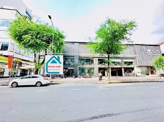 Cho Thuê Nhà GÓC 2MT: 848 Sư Vạn Hạnh, Phường 12, Quận 10, TPHCM.