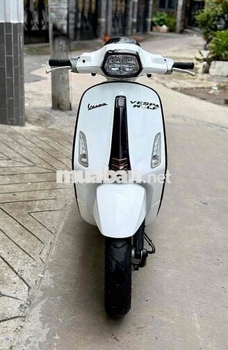 Vespa Sprint 125 đèn Led 2015 Bstp 9 chủ