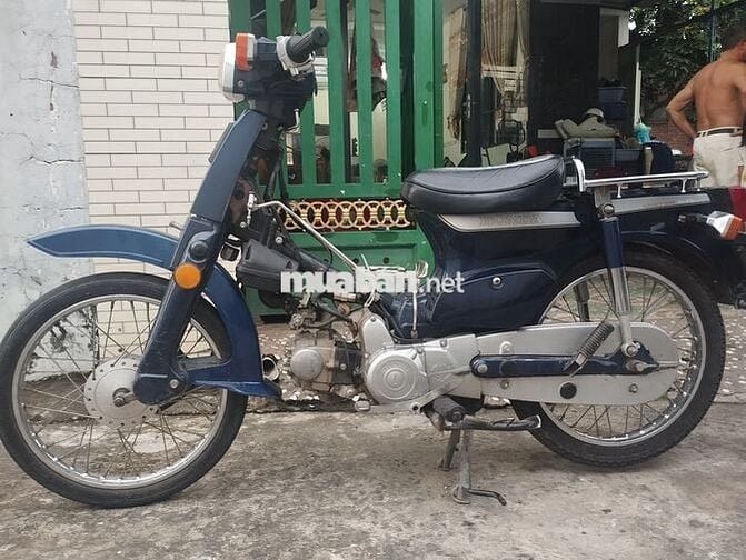 Xe con đi học. Ko đi nữa bán