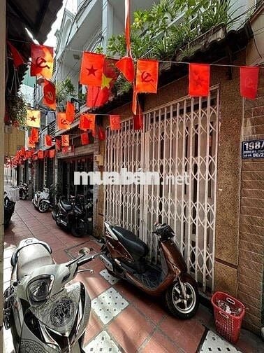 🏦 Nhà mới NC nup hẻm 198/ Đường số 4 P16