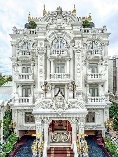 Quận 6, biệt thự sang trọng, đẳng cấp, có hầm, 2 gian, vườn tược