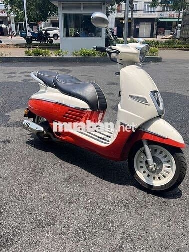 Kẹt tiền bán xe ít đi. Dòng xe của Pháp.125cc