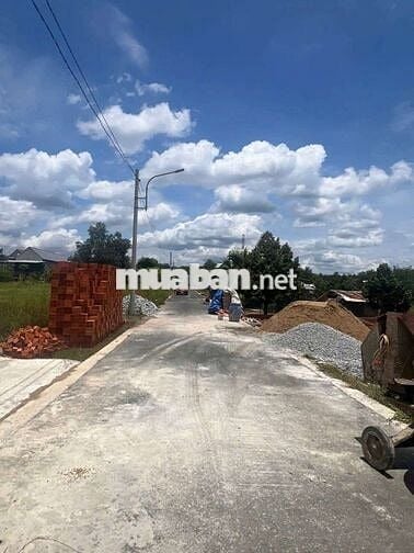 Vk ck anh trai li dị chia tài sản cần bán gấp dt135m2 giá 300tr
