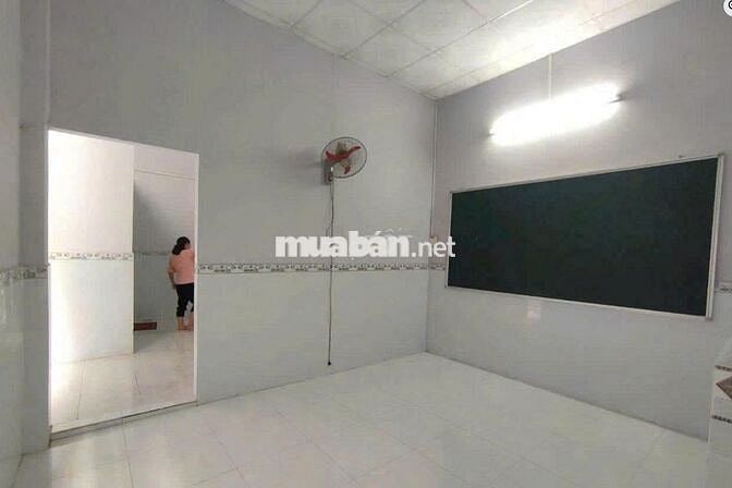 Nhà cho thuê hẻm 534, đường 30/4