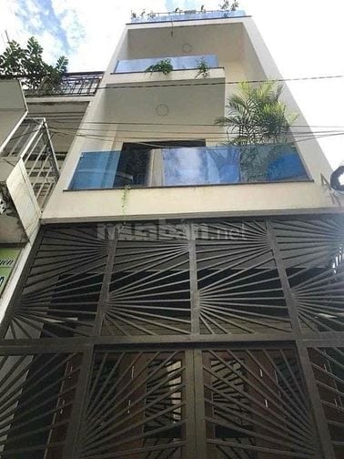 Nhà đẹp full nội thất cao cấp Nguyễn Đình Chiểu, Q3