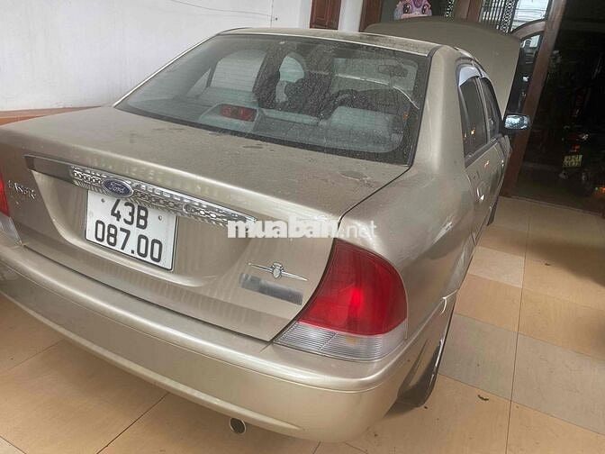 Ford Laser 2000 LX 1.6 MT - 180000 km