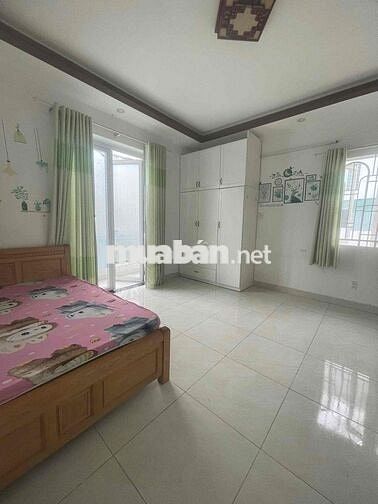 ✅*** Trống Sẵn 1 phòng BAN CÔNG rộng.  Đường số 43, P Tân Quy, Q7