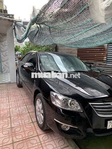 cân ban toyota camry 3.5Qđoi mau đen