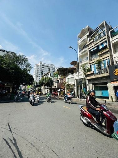 Bán nhà Nguyễn Trãi 689m2 giá 158 tỷ -Gọi Hải 0335268689