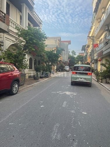 43m2 tiêu trí ngõ ôtô vào long biên gần Cẩu vĩnh tuy giá hơn 3tỷ